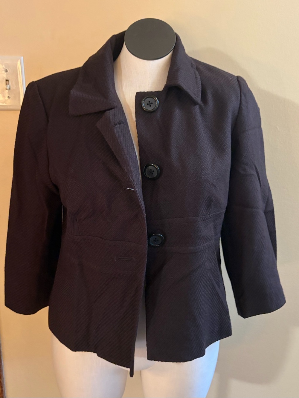 BRIGGS NEW YORK Classic Women's Black Button-Front Jacket